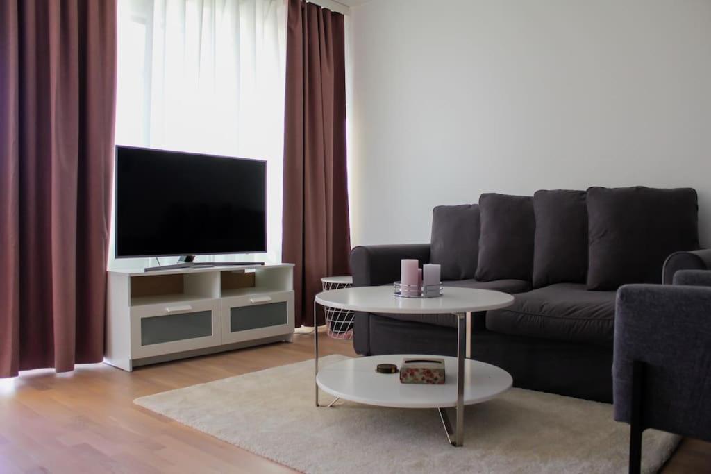 Modern Apartment With Sauna, Near Transit Hub/Dixi Βάνταα Εξωτερικό φωτογραφία